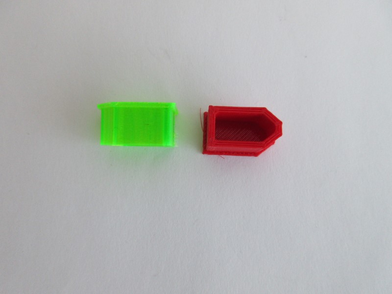 XT60 Lipo Schutzkappen grün/rot 2Stück